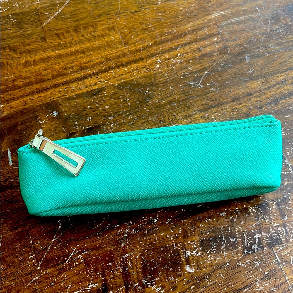 Sondra Roberts Teal Zippered Case Pencil Cosmetic Brush Glasses Travel Pouch SR2